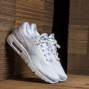 air max zero triple white